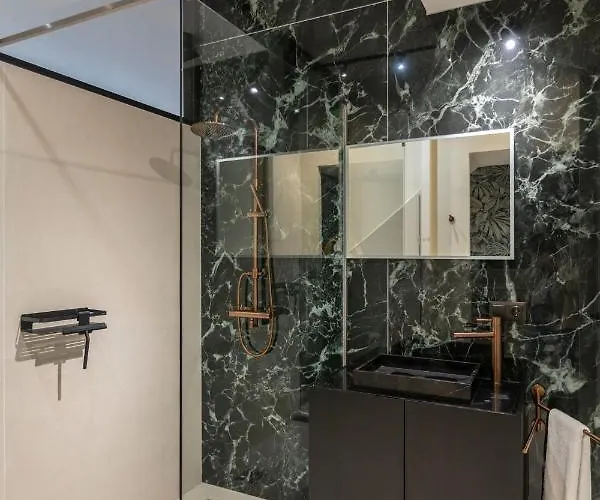 Design In Scheepvaartkwartier * Роттердам