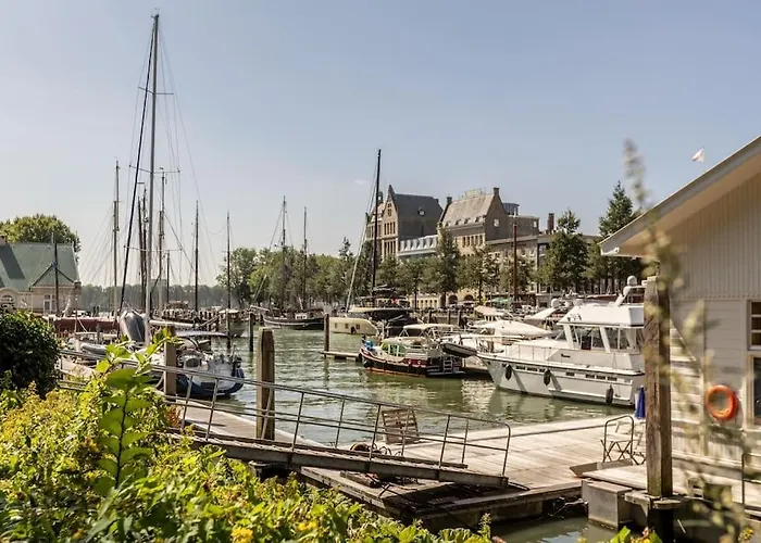 Design In Scheepvaartkwartier *